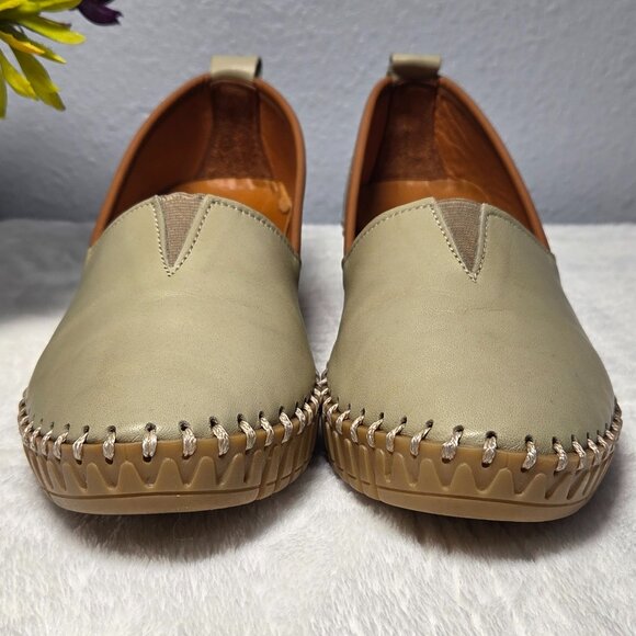 Spring Step Olive Green Leather Slip-on Wedge Loafer: Size:7.5 - 8 (38 EU) Women - Picture 3 of 10